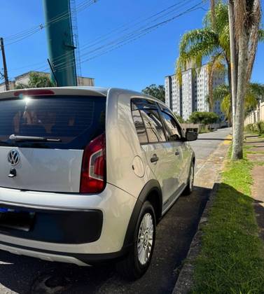 VOLKSWAGEN UP 1.0 MPI TRACK 12V FLEX 4P MANUAL